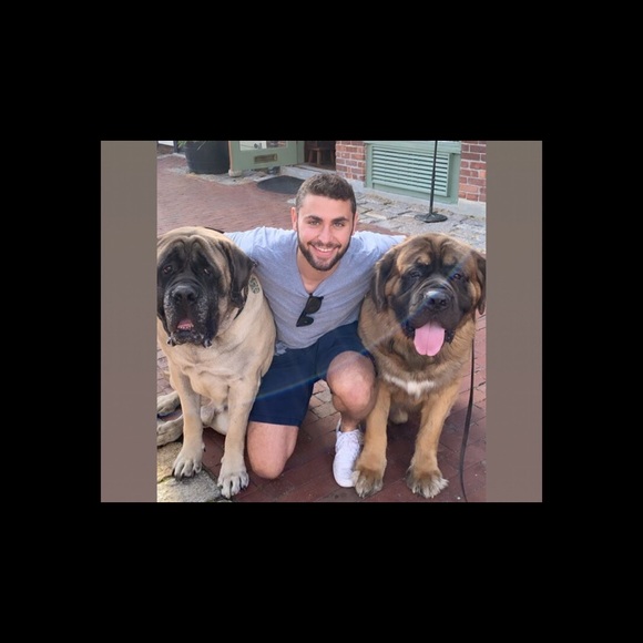 Meet your Posher, Jonathan - Picture 1 of 1